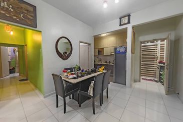 Jentayu Residency (Jentayu Residensi)