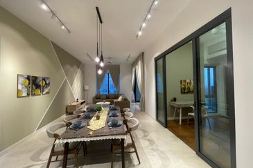 The Astaka @ 1 Bukit Senyum