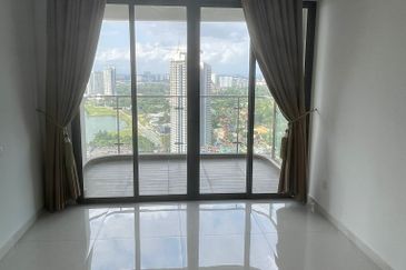 Royal Strand @ Country Garden Danga Bay