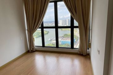 Royal Strand @ Country Garden Danga Bay