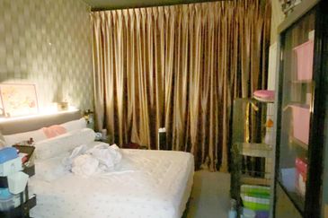 Dedaun Hijau (Greenfield Regency)