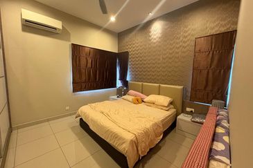 Horizon Hills Double Storey Terrace House Corner