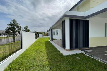 Iconia Garden Residence @ Taman Impian Emas