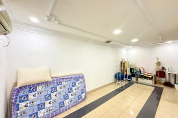 Taman D Utama Perling