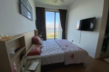 WaterEdge Residences