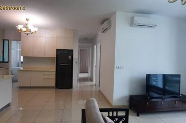 The M @ Medini Macrolink