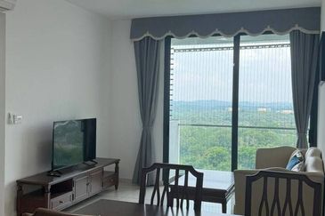 The M @ Medini Macrolink