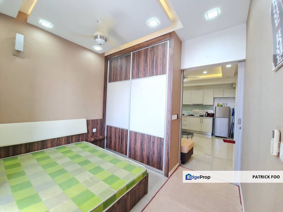 Dedaun Hijau Greenfield Regency Apartment Fully Furnished Renovation, Johor, Tampoi