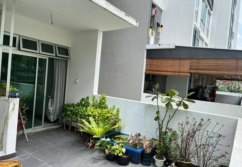 Meridin Bayvue Apartment