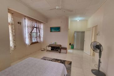 Taman Austin Perdana