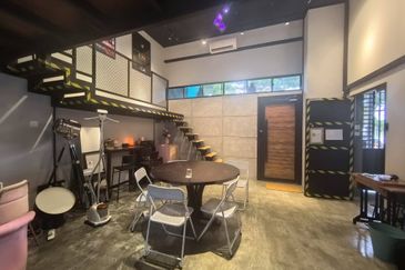 Taman Ekoperniagaan Double Storey Shop For Sale 