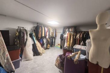 Taman Ekoperniagaan Double Storey Shop For Sale 