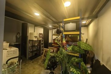 Taman Ekoperniagaan Double Storey Shop For Sale 