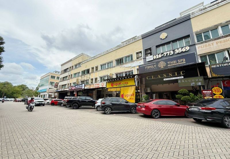 Taman Mount Austin Commercial