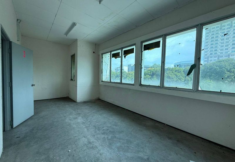 Taman Mount Austin Commercial