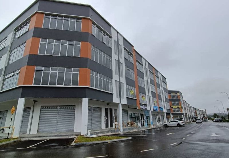 Crest @ Austin Emerald 2