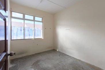 Desa Cemerlang Flat Endlot 