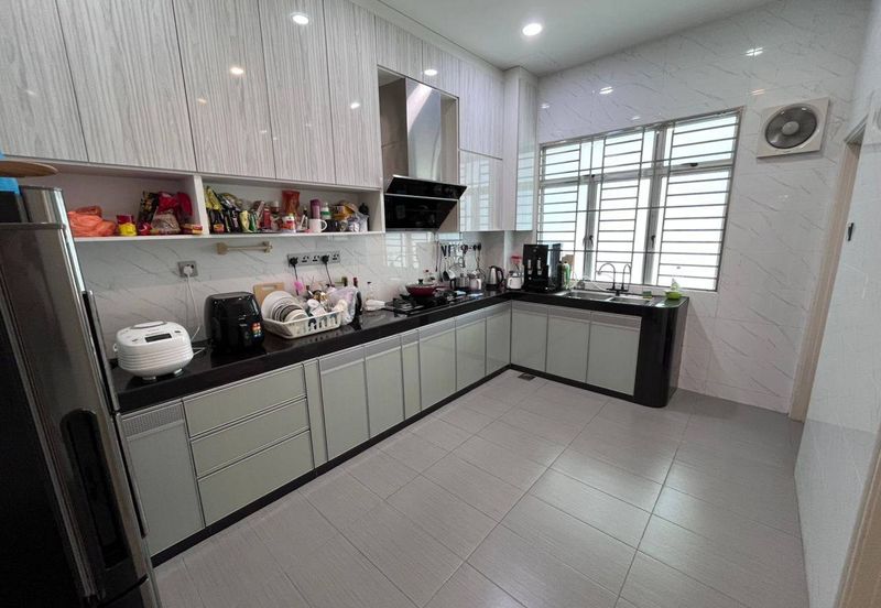 Austin Residence @Taman Mount Austin