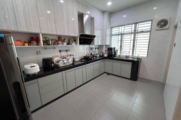 Austin Residence @Taman Mount Austin