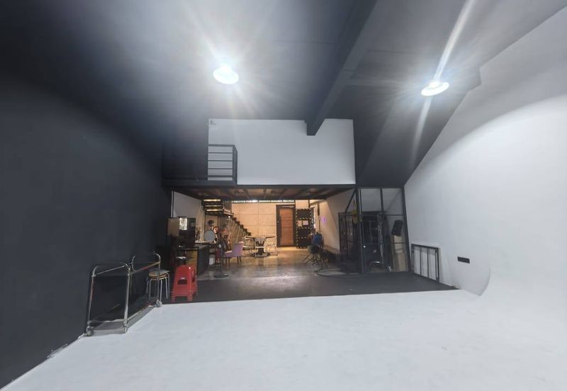 Taman Ekoperniagaan Double Storey Shoplot For Rent 