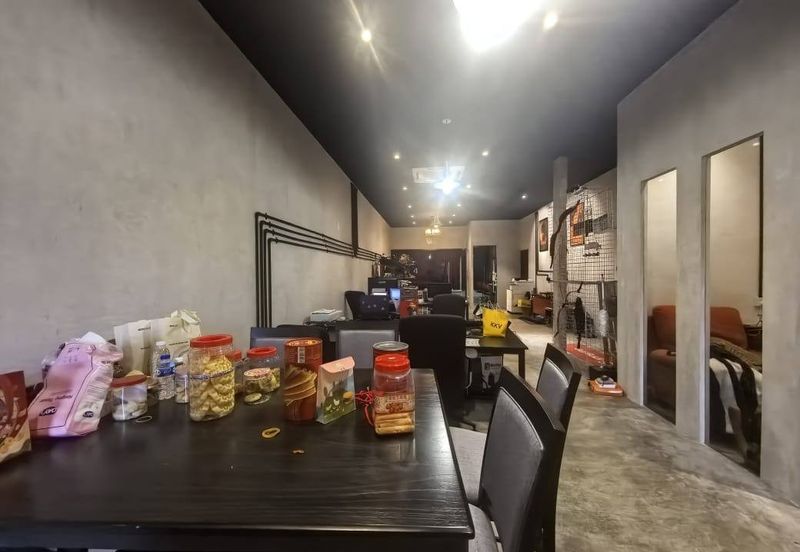 Taman Ekoperniagaan Double Storey Shoplot For Rent 