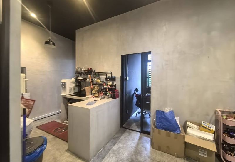 Taman Ekoperniagaan Double Storey Shoplot For Rent 