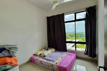 Seri Austin Luxury Apartment