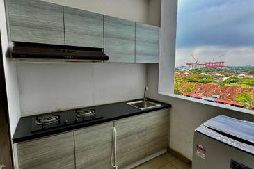 Seri Austin Luxury Apartment