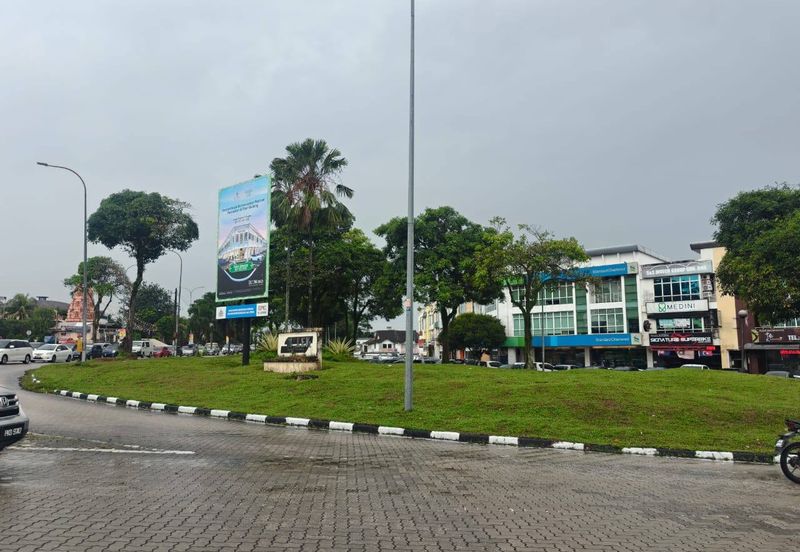 Taman Molek