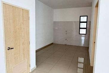 Taman Austin Mutiara Double Storey Cluster House for Sale