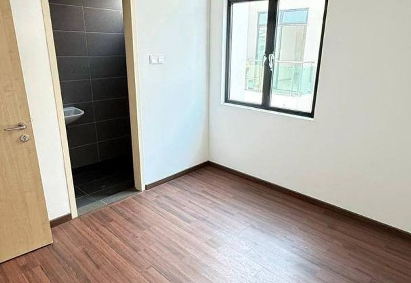 Taman Austin Mutiara Double Storey Cluster House for Sale