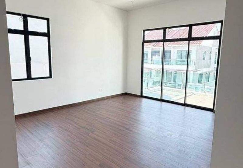 Taman Austin Mutiara Double Storey Cluster House for Sale