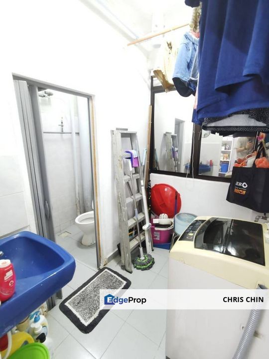 Desa Cemerlang Flat @ Pangsa Akasia 2 Bedroom For Sale, Johor, Ulu Tiram