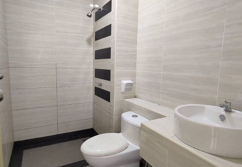 D'Summit Residences @ Kempas Utama