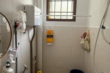 Sri Intan (Bandar Seri Alam)