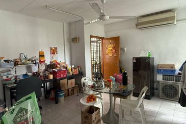 Sri Intan (Bandar Seri Alam)