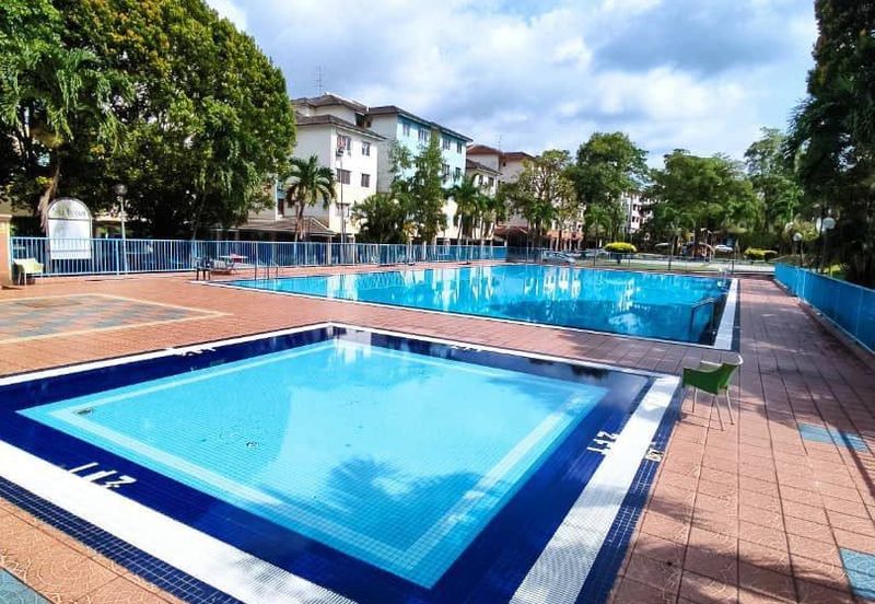 Sri Intan (Bandar Seri Alam)