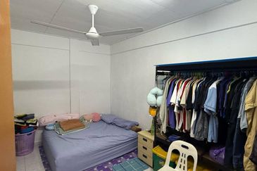 Sri Intan (Bandar Seri Alam)