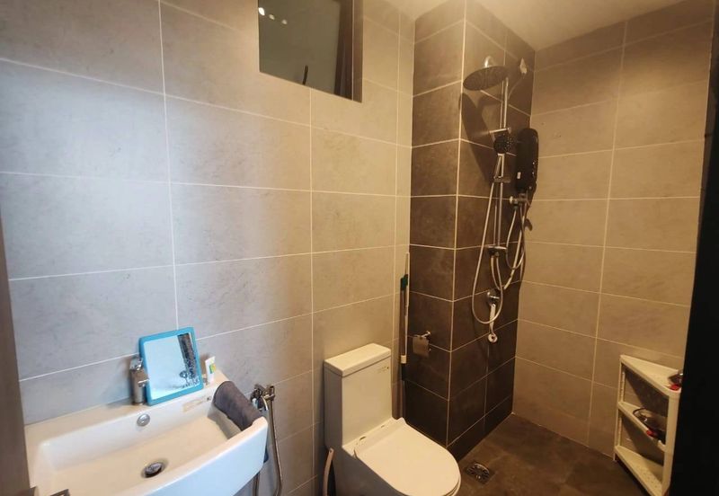 Twin Tower Residence