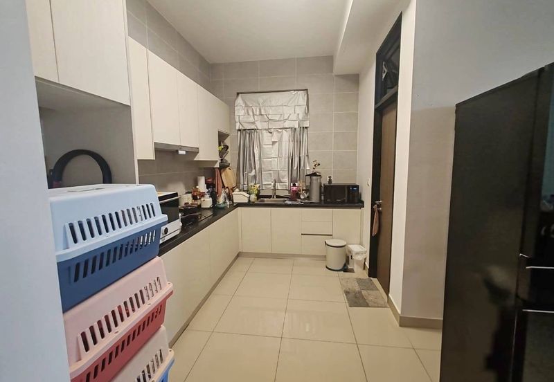 Twin Tower Residence