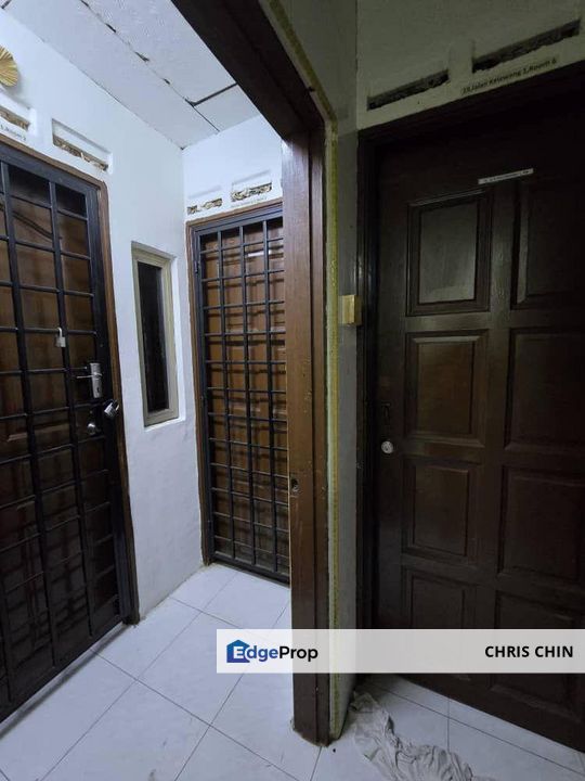 Taman Sri tebrau Double Storey 16 Bedrooms , Johor, Johor Bahru