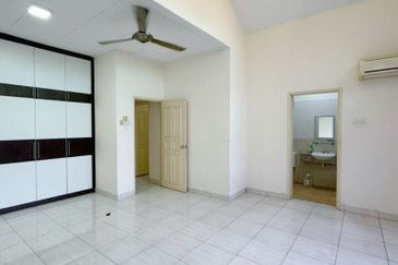 Taman Austin Perdana