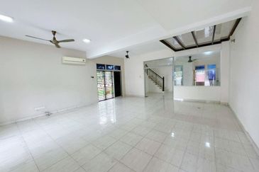 Taman Austin Perdana