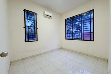 Taman Austin Perdana