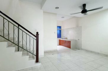 Taman Austin Perdana