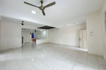 Taman Austin Perdana