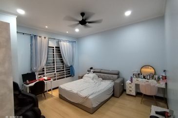 Anggun, Alam Nusantara