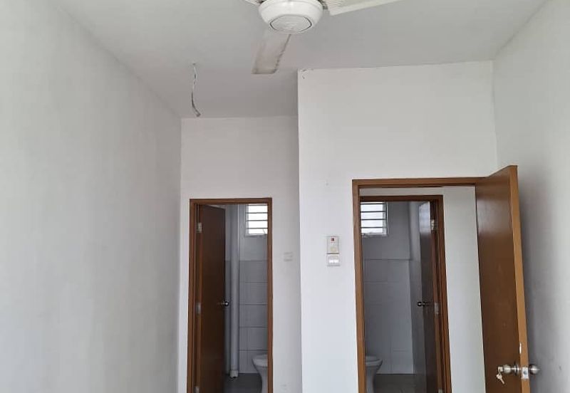 Azaria Apartment @ Bandar Paklands