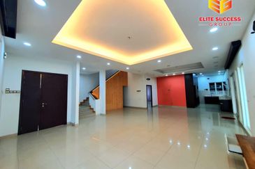 Jalan Kemuning Permai 33/42 