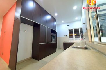 Jalan Kemuning Permai 33/42 